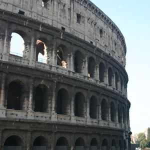 EP010_ItalyColosseum.m4v